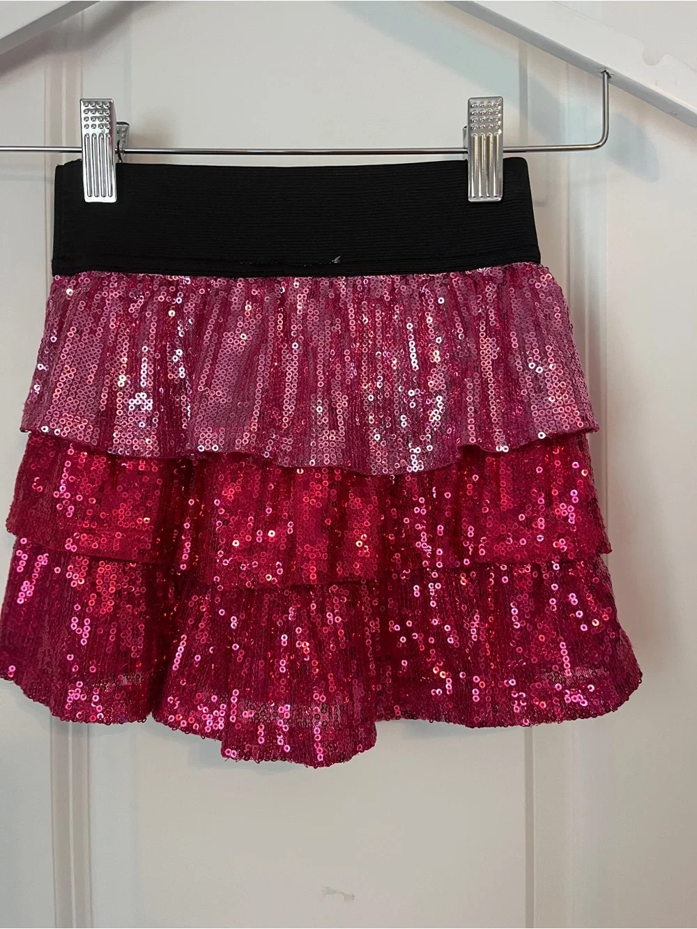 Children’s Place 1989 Black Waist Pink Ombré Sequin Tiered Mini Skirt